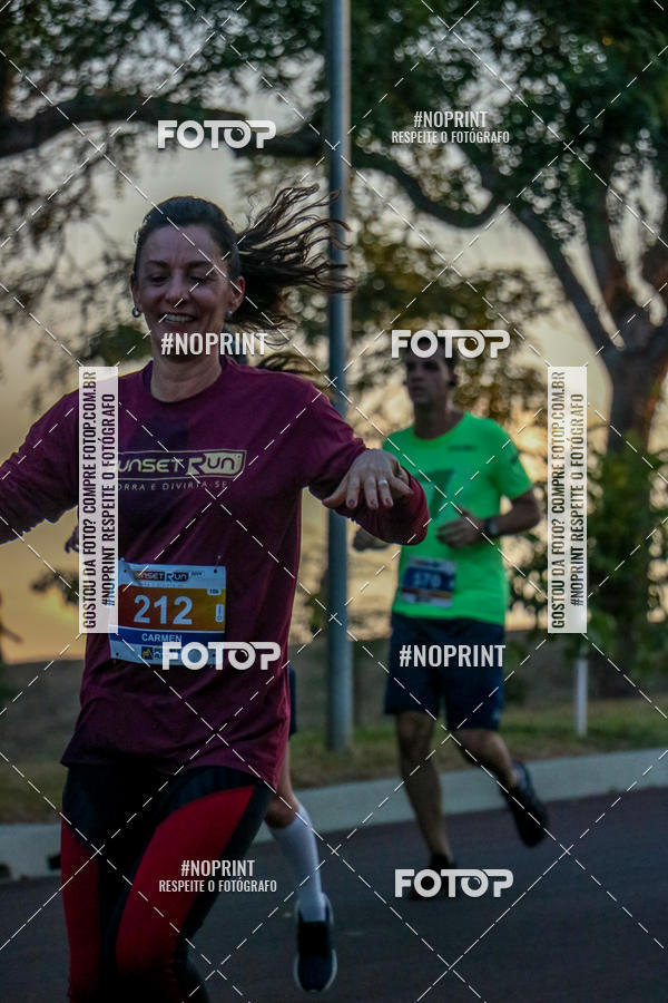 Buy your photos of the eventSunset Run 2019 on Fotop