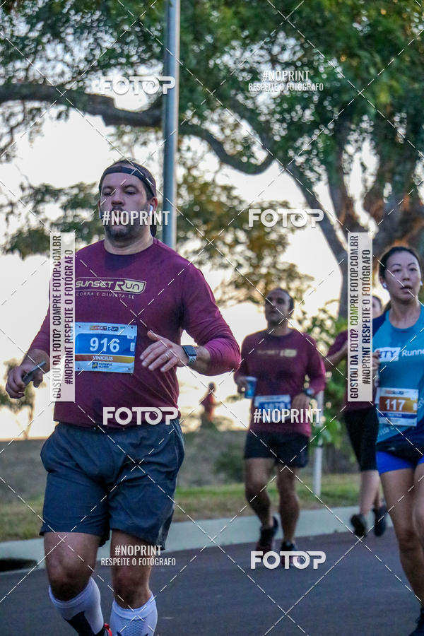 Buy your photos of the eventSunset Run 2019 on Fotop