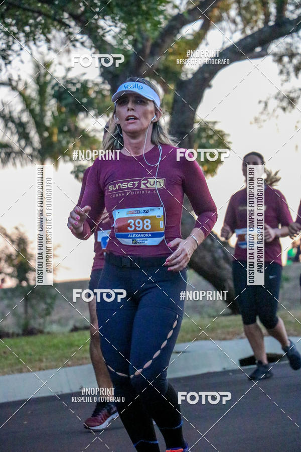 Buy your photos of the eventSunset Run 2019 on Fotop