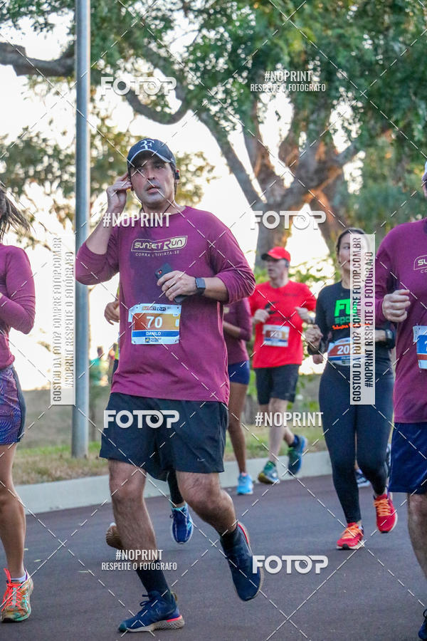 Buy your photos of the eventSunset Run 2019 on Fotop