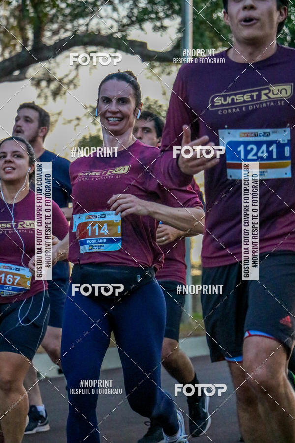 Buy your photos of the eventSunset Run 2019 on Fotop