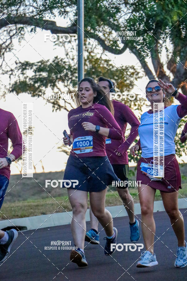 Buy your photos of the eventSunset Run 2019 on Fotop
