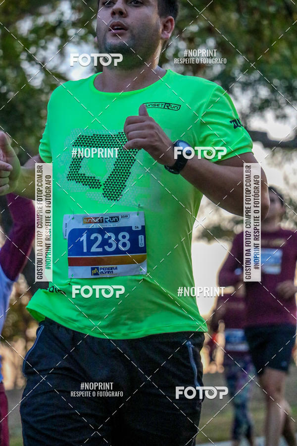 Buy your photos of the eventSunset Run 2019 on Fotop