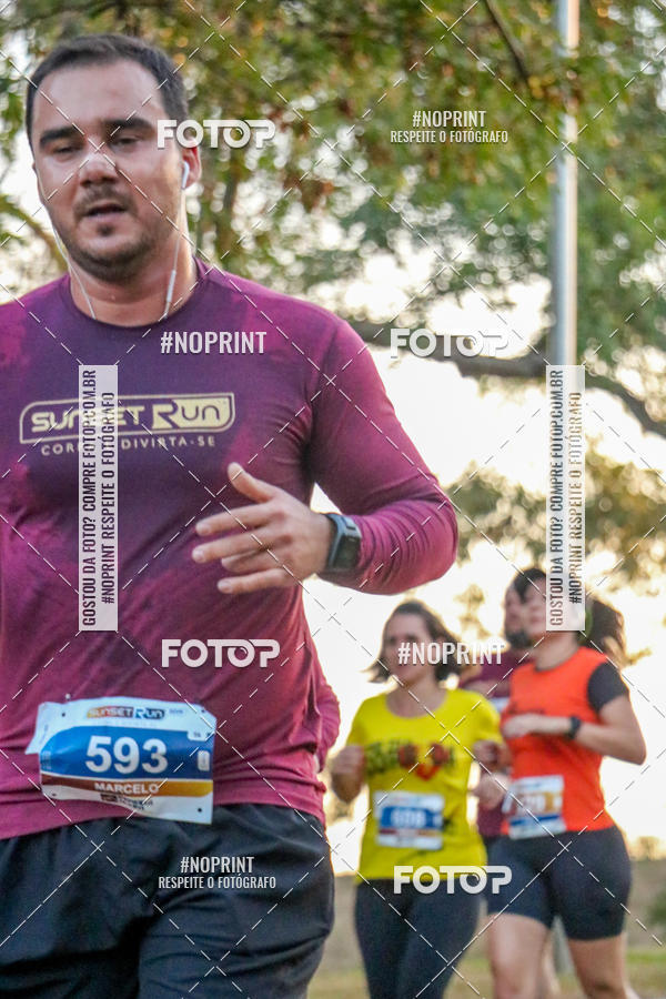 Buy your photos of the eventSunset Run 2019 on Fotop