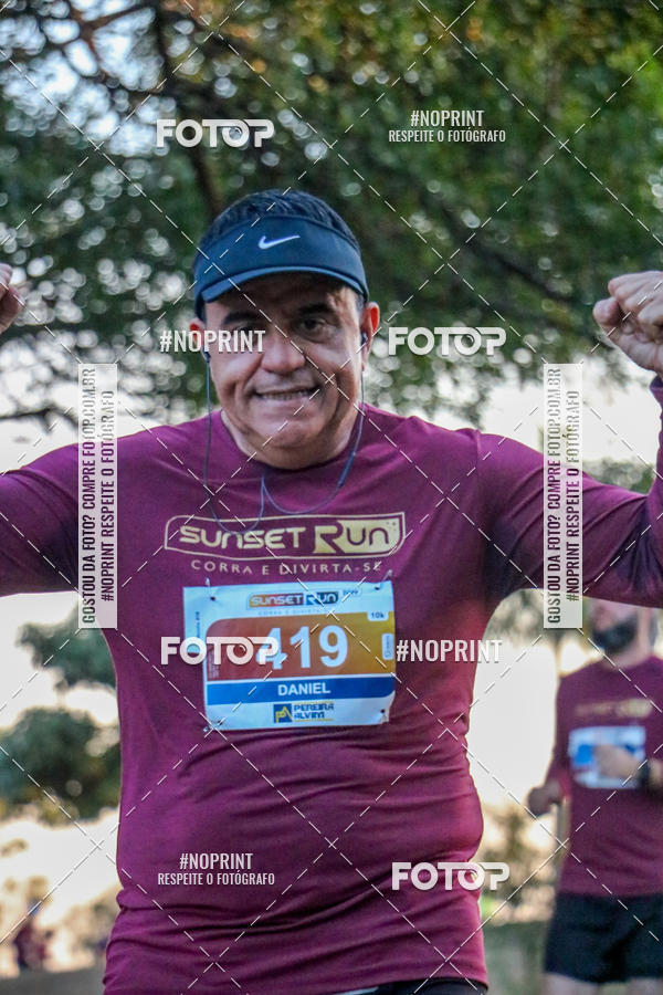 Buy your photos of the eventSunset Run 2019 on Fotop