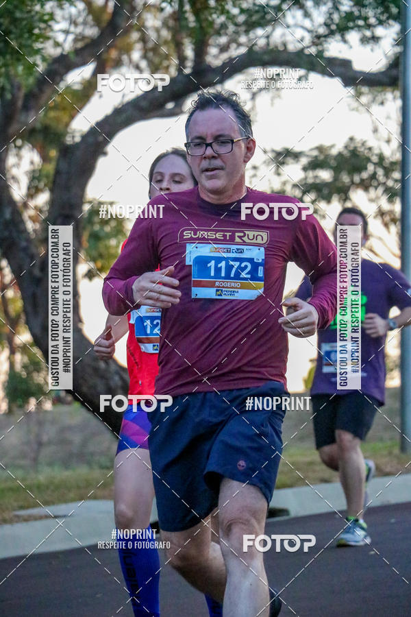 Buy your photos of the eventSunset Run 2019 on Fotop