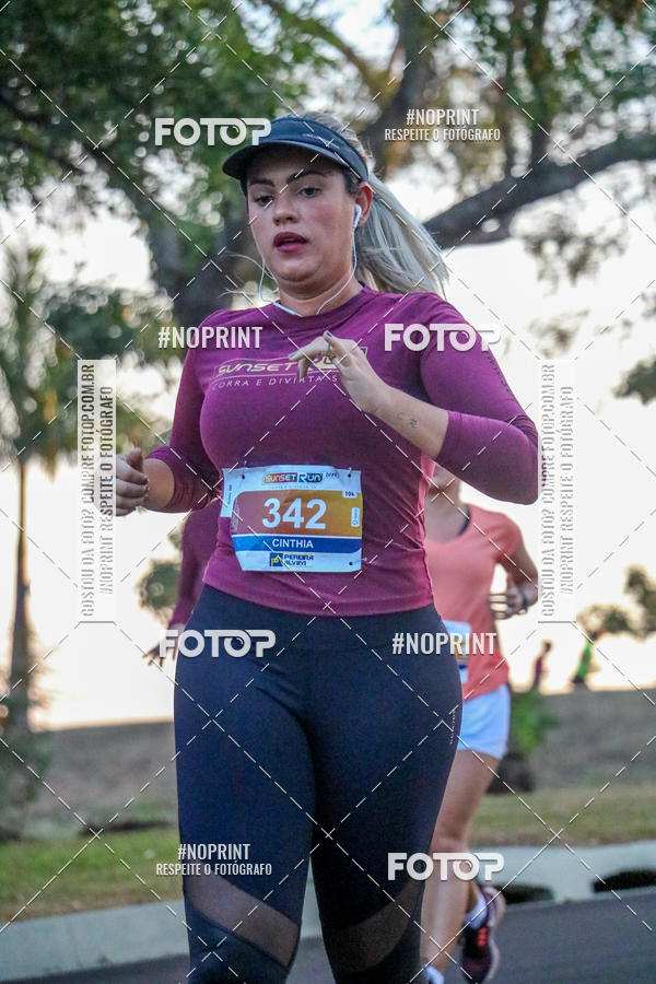 Buy your photos of the eventSunset Run 2019 on Fotop