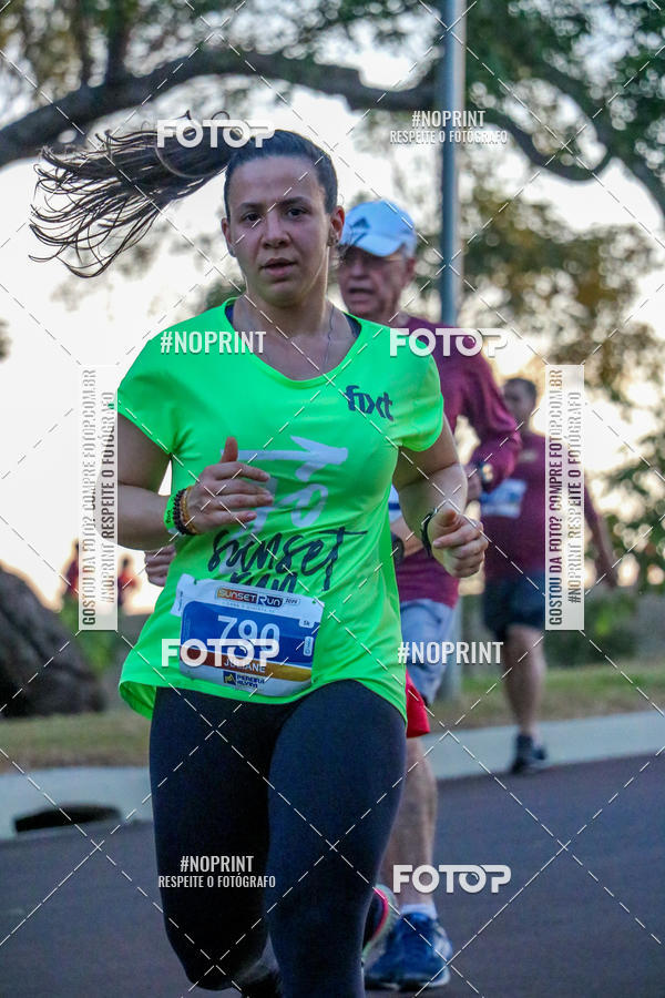 Buy your photos of the eventSunset Run 2019 on Fotop