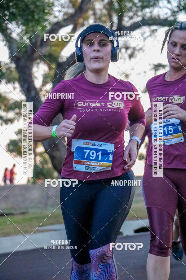 Buy your photos of the eventSunset Run 2019 on Fotop