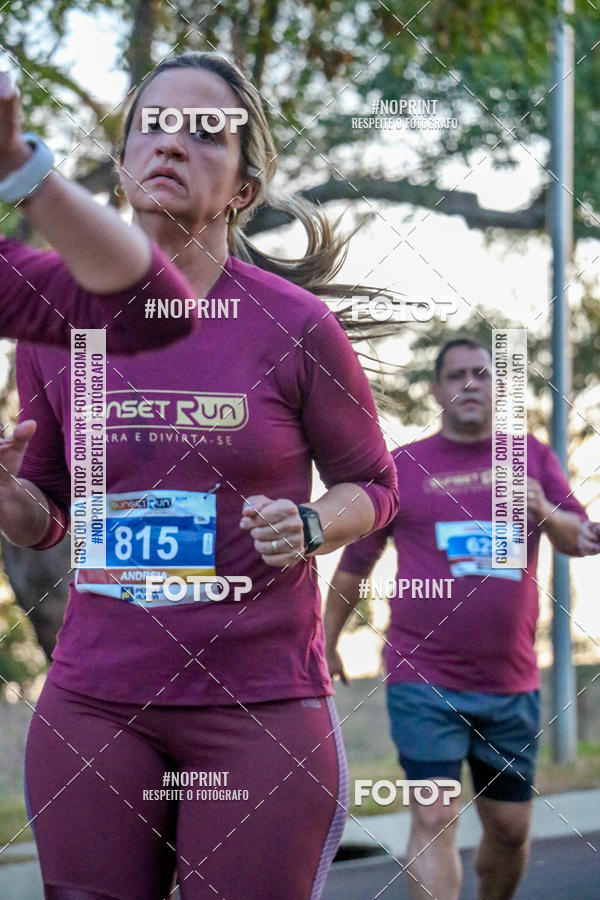 Buy your photos of the eventSunset Run 2019 on Fotop