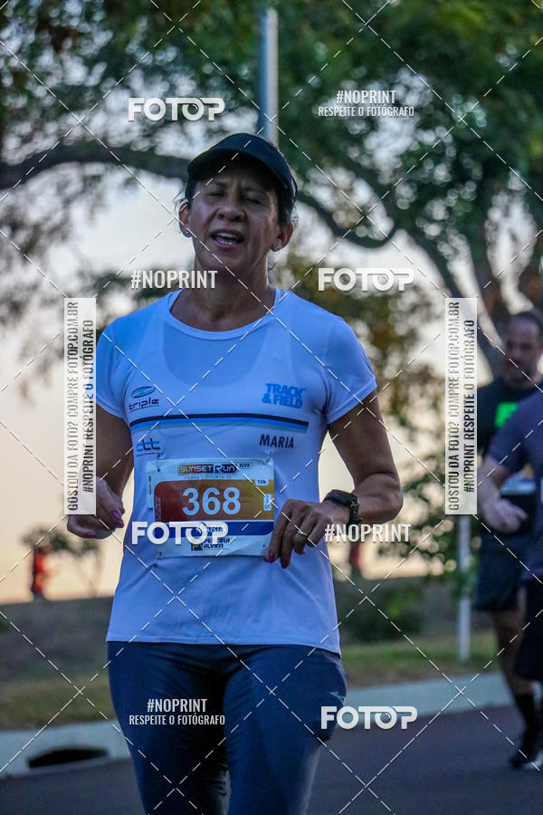 Buy your photos of the eventSunset Run 2019 on Fotop