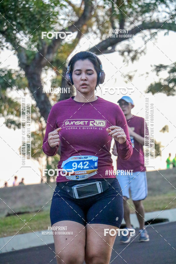 Buy your photos of the eventSunset Run 2019 on Fotop