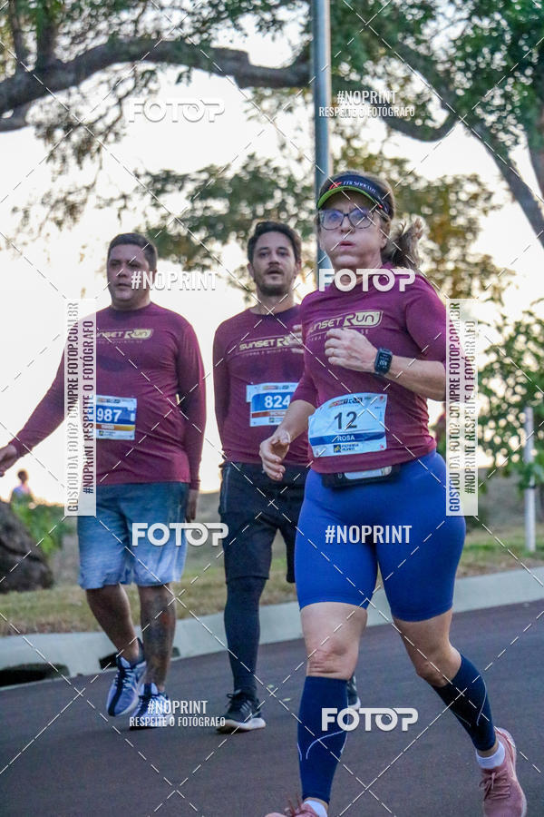 Buy your photos of the eventSunset Run 2019 on Fotop