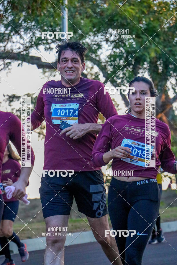 Buy your photos of the eventSunset Run 2019 on Fotop