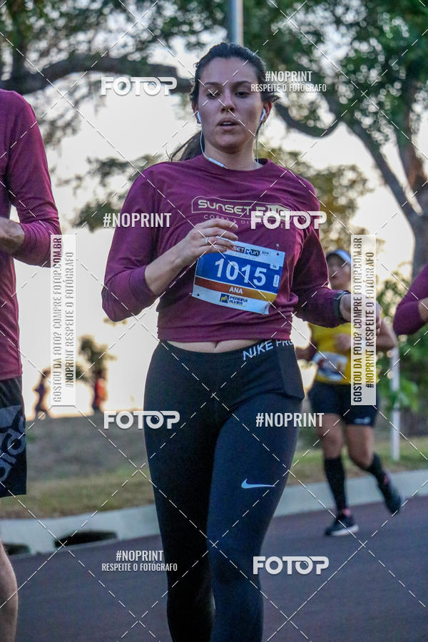 Buy your photos of the eventSunset Run 2019 on Fotop