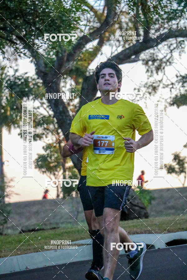 Buy your photos of the eventSunset Run 2019 on Fotop