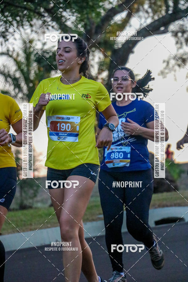 Buy your photos of the eventSunset Run 2019 on Fotop