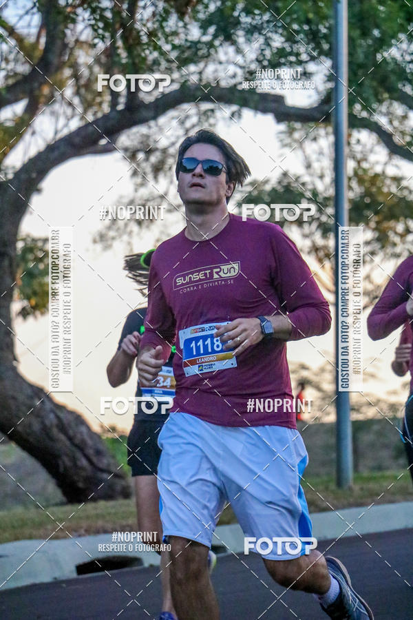 Buy your photos of the eventSunset Run 2019 on Fotop