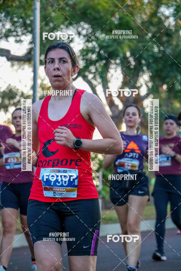 Buy your photos of the eventSunset Run 2019 on Fotop