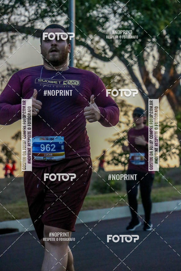 Buy your photos of the eventSunset Run 2019 on Fotop