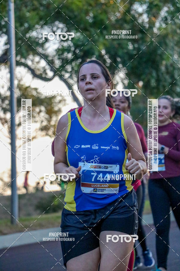 Buy your photos of the eventSunset Run 2019 on Fotop