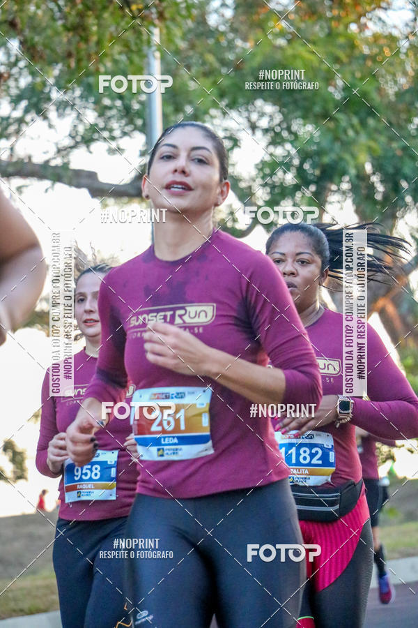 Buy your photos of the eventSunset Run 2019 on Fotop