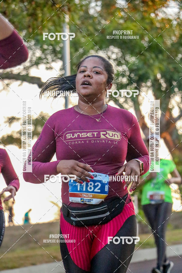 Buy your photos of the eventSunset Run 2019 on Fotop