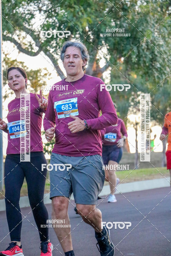 Buy your photos of the eventSunset Run 2019 on Fotop