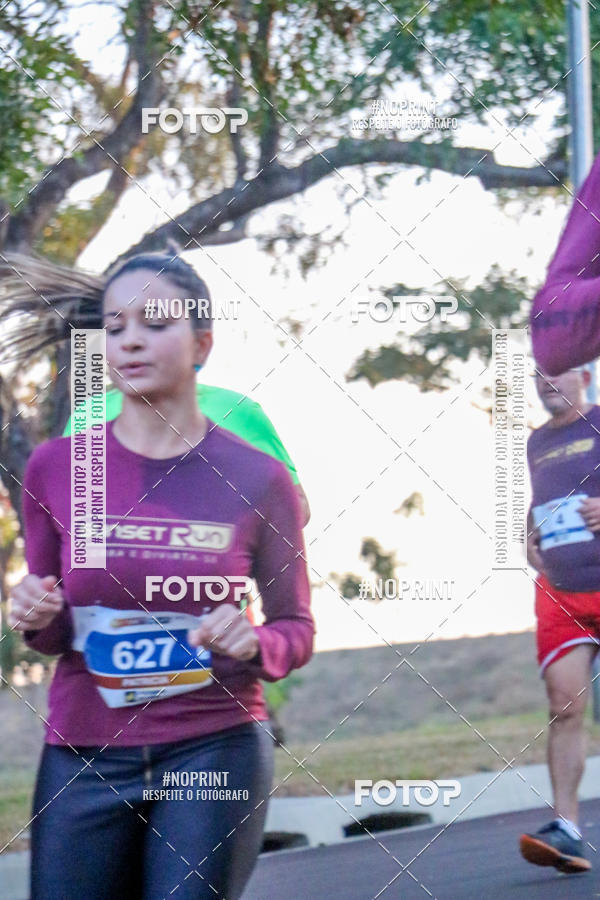 Buy your photos of the eventSunset Run 2019 on Fotop