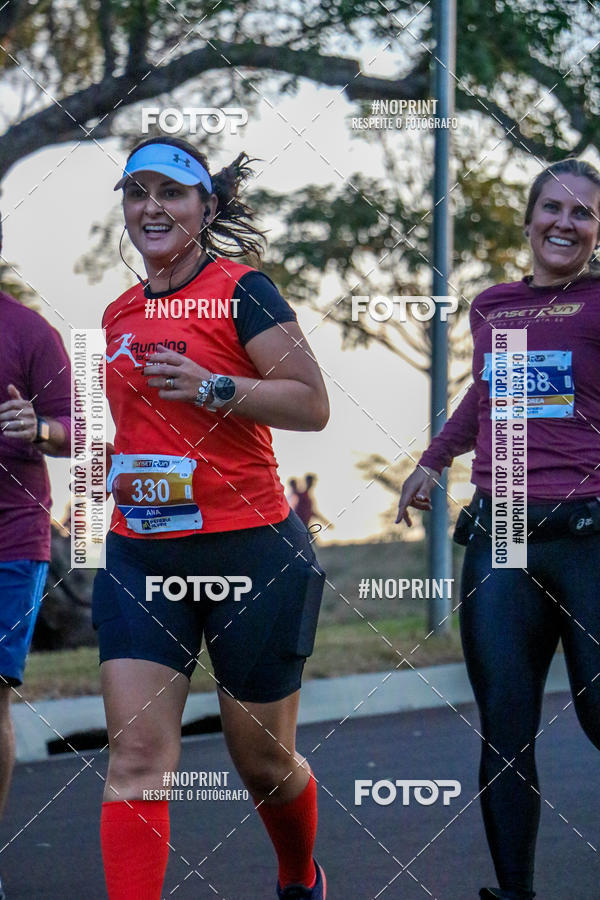 Buy your photos of the eventSunset Run 2019 on Fotop