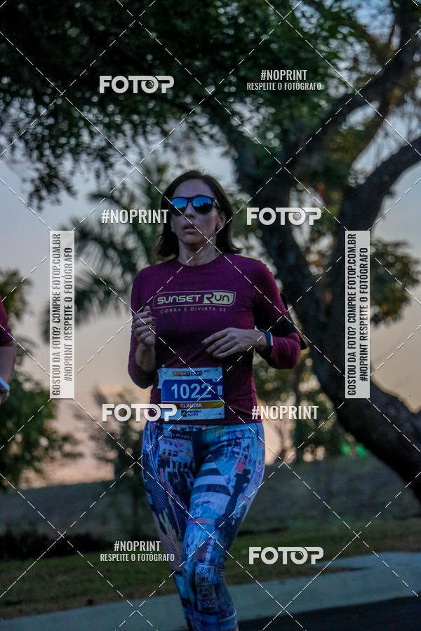 Buy your photos of the eventSunset Run 2019 on Fotop