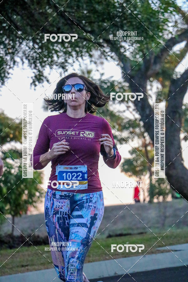 Buy your photos of the eventSunset Run 2019 on Fotop