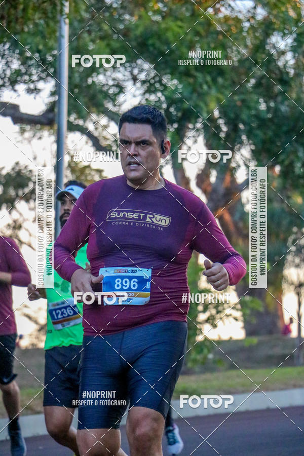 Buy your photos of the eventSunset Run 2019 on Fotop
