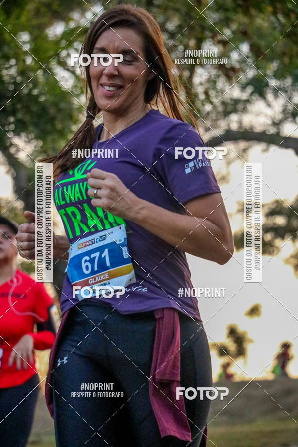 Buy your photos of the eventSunset Run 2019 on Fotop
