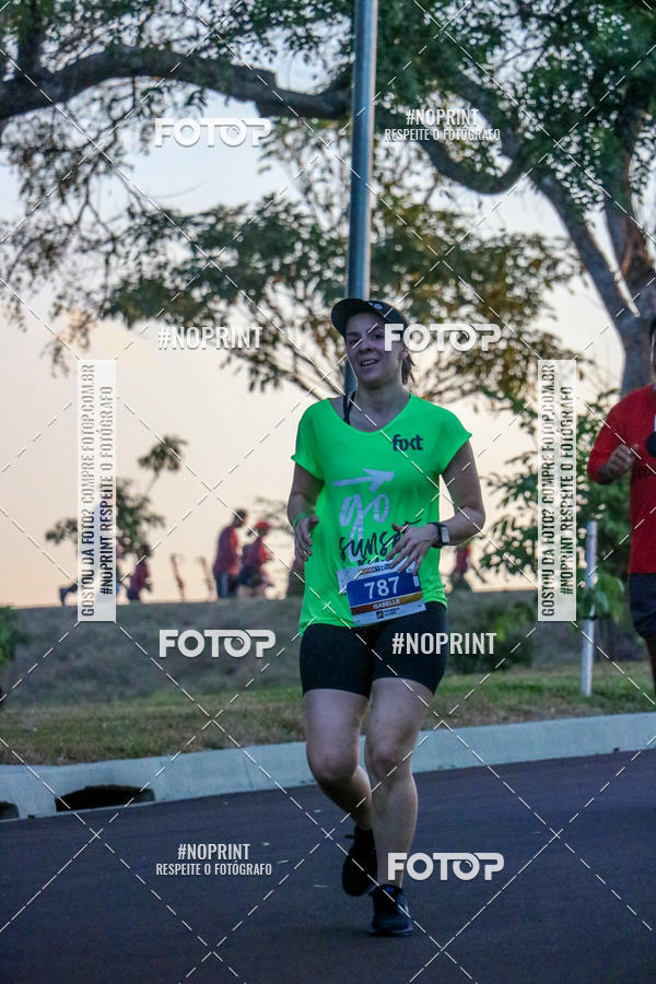 Buy your photos of the eventSunset Run 2019 on Fotop