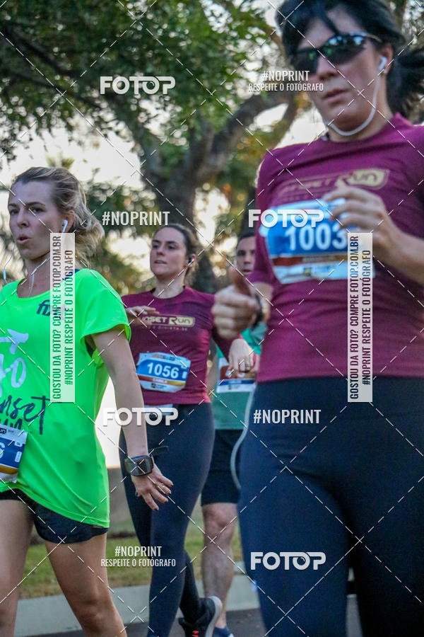 Buy your photos of the eventSunset Run 2019 on Fotop