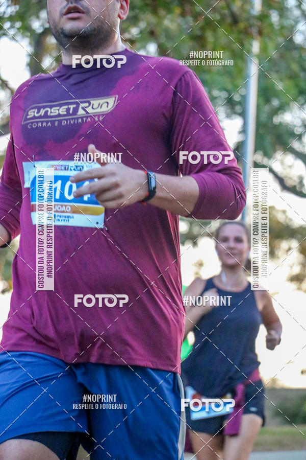 Buy your photos of the eventSunset Run 2019 on Fotop