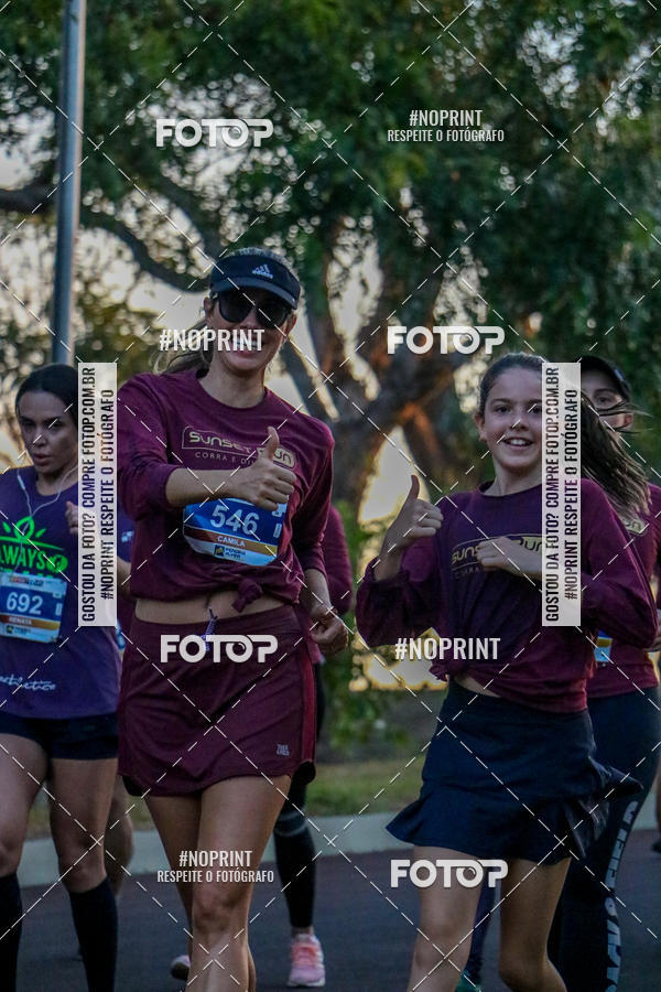 Buy your photos of the eventSunset Run 2019 on Fotop