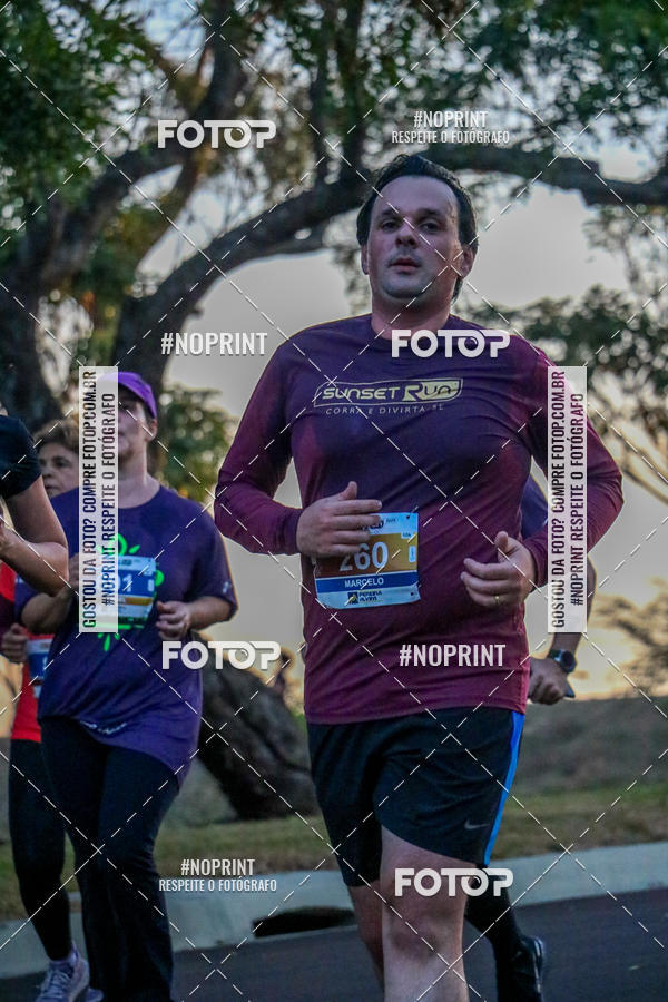 Buy your photos of the eventSunset Run 2019 on Fotop
