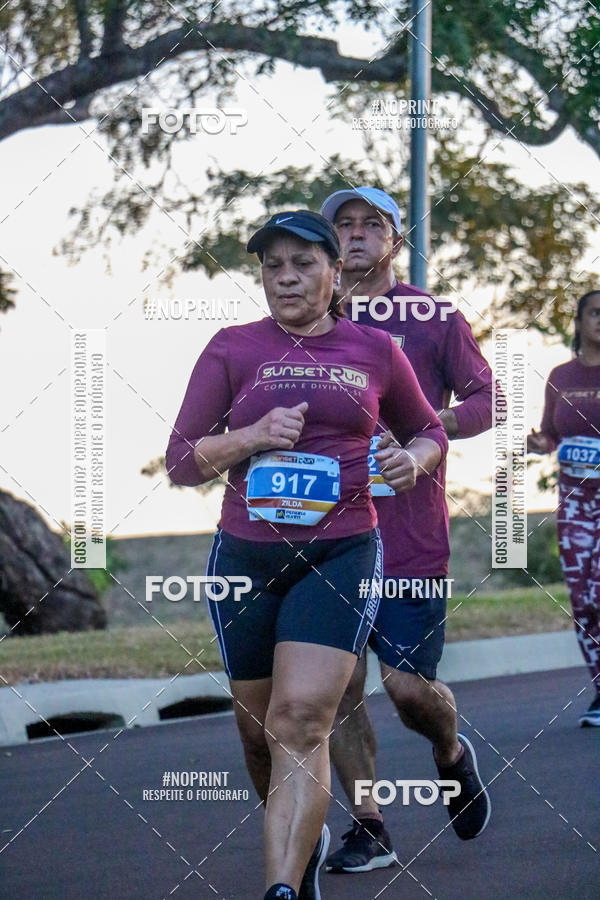 Buy your photos of the eventSunset Run 2019 on Fotop