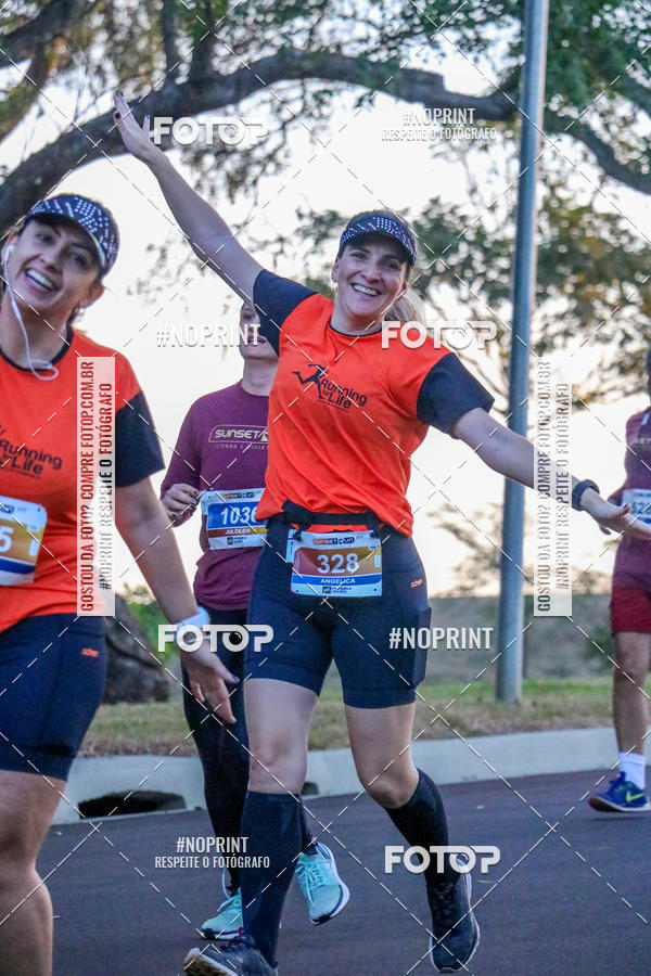 Buy your photos of the eventSunset Run 2019 on Fotop