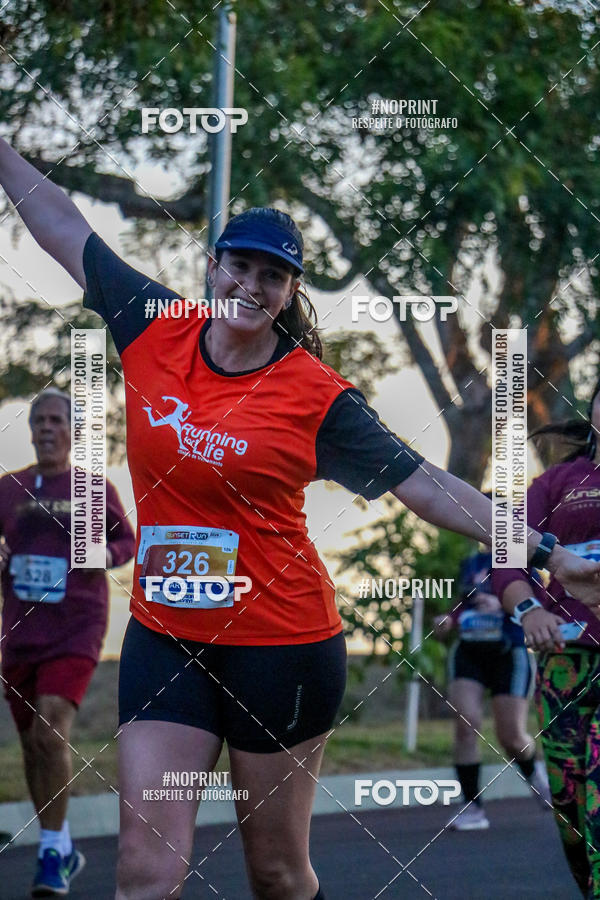 Buy your photos of the eventSunset Run 2019 on Fotop