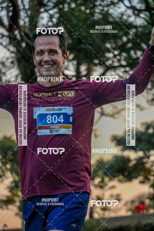 Buy your photos of the eventSunset Run 2019 on Fotop