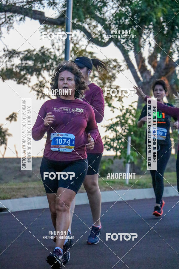 Buy your photos of the eventSunset Run 2019 on Fotop