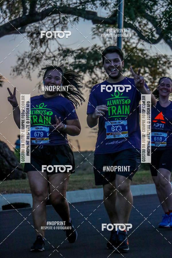 Buy your photos of the eventSunset Run 2019 on Fotop