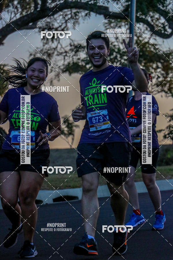 Buy your photos of the eventSunset Run 2019 on Fotop