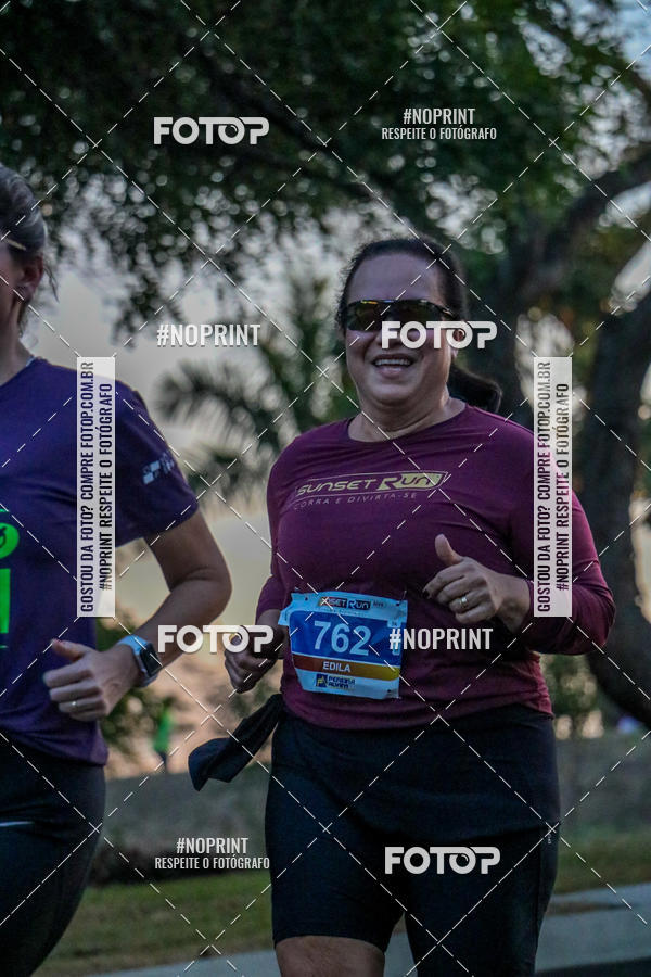 Buy your photos of the eventSunset Run 2019 on Fotop