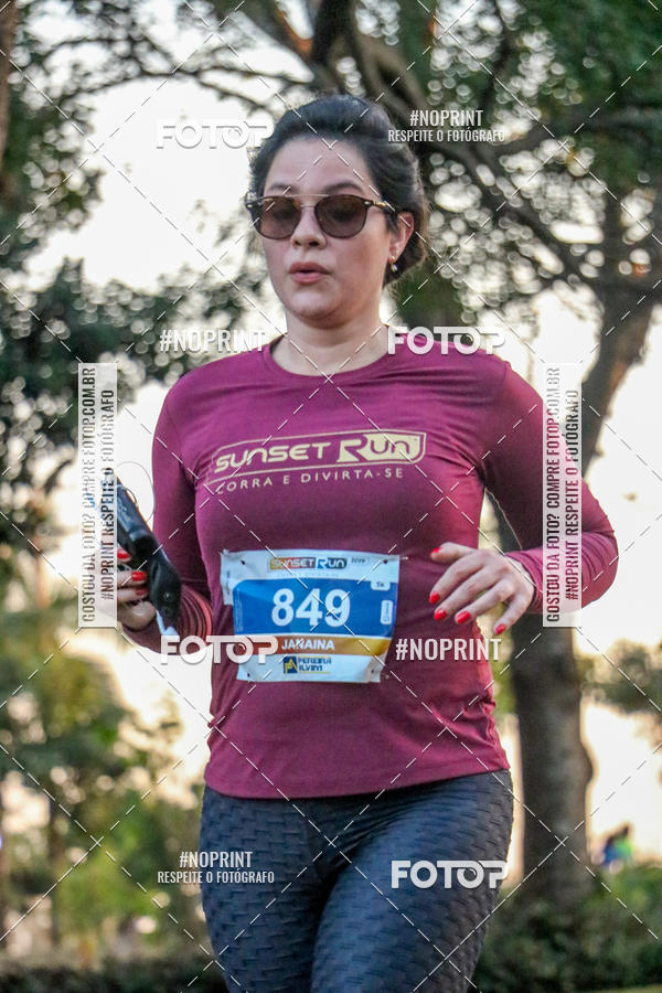 Buy your photos of the eventSunset Run 2019 on Fotop