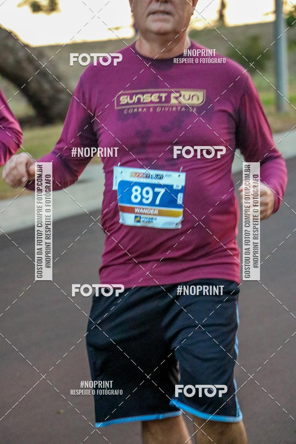 Buy your photos of the eventSunset Run 2019 on Fotop