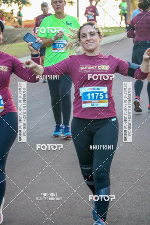 Buy your photos of the eventSunset Run 2019 on Fotop